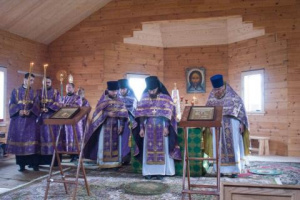 Святыни мобильных православных выставок-ярмарок "НКЗСС" и "Мир и Клир" передали в дар новопостроенной церкви в честь трех святых игуменов Поветлужья в селе Лапшанга Нижегородской области