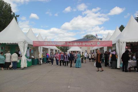 Православная выставка-ярмарка «Нижегородский край – земля Серафима Саровского» в городе Семёнове начала свою работу Православная выставка-ярмарка «Нижегородский край – земля Серафима Саровского» в городе Семёнове начала свою работу