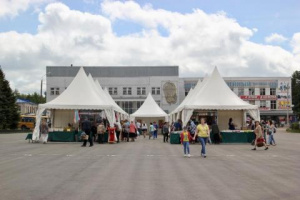 В городе Шахунье впервые открылась православная выставка-ярмарка «Нижегородский край – земля Серафима Саровского»